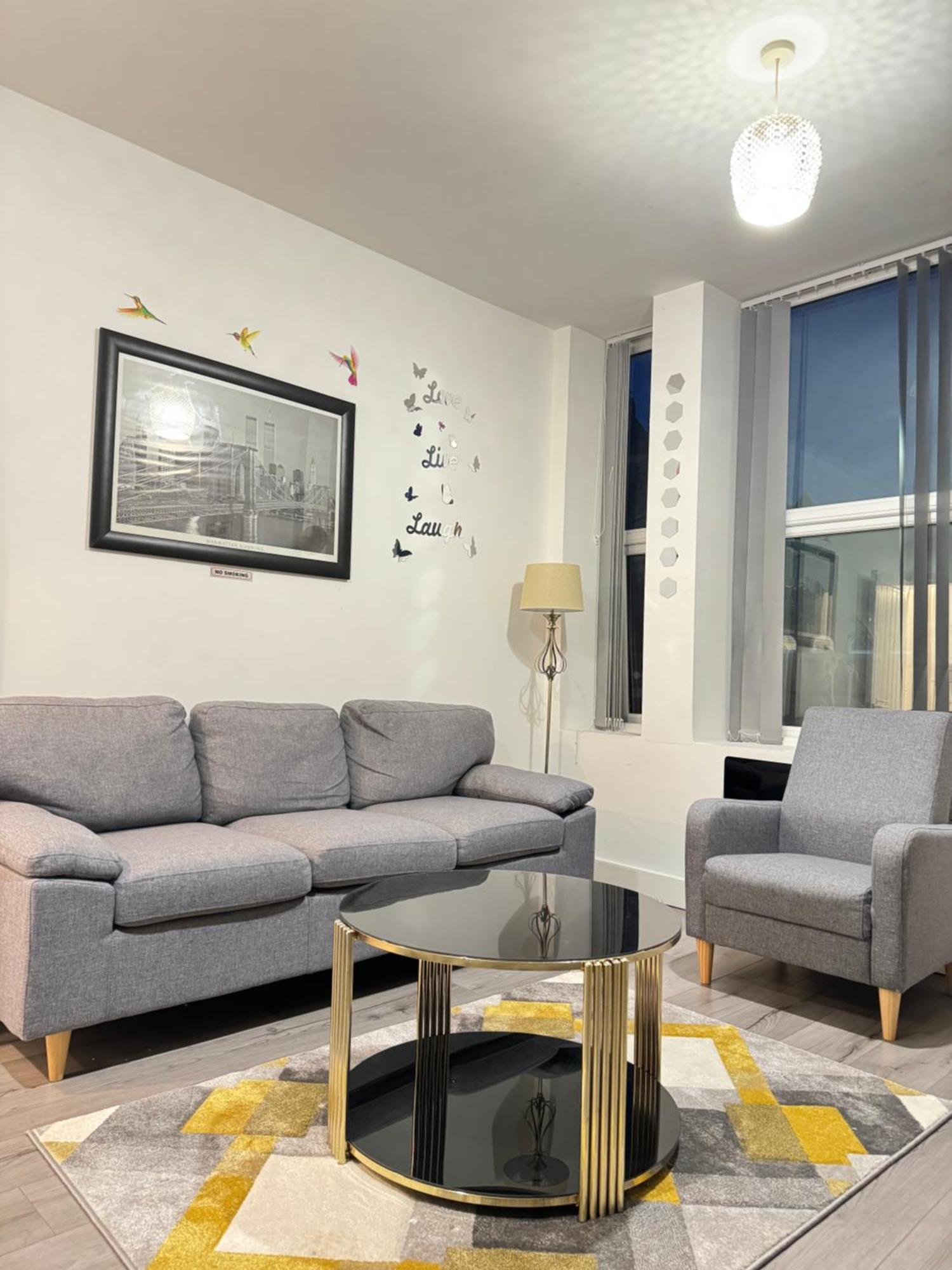 Icon Residencia Apartment Манчестер Экстерьер фото